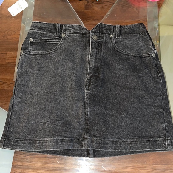 We the Free Black Jean Mini skirt - Picture 1 of 4